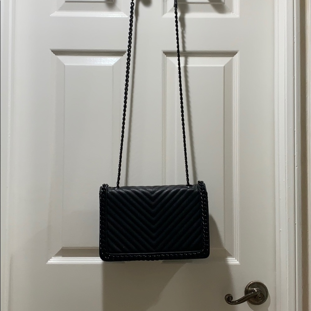 Black shoulder bag